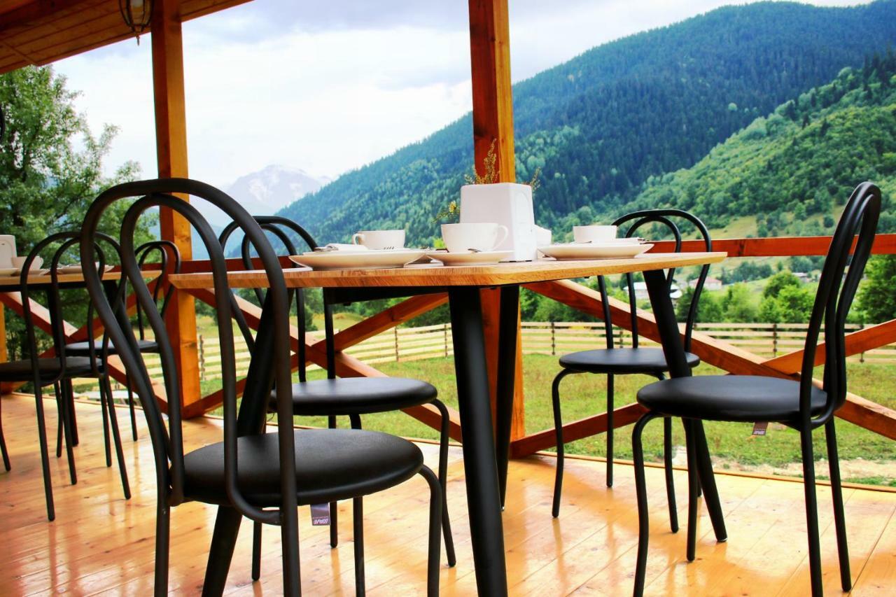 Hotel Ushba Hill Местия Екстериор снимка