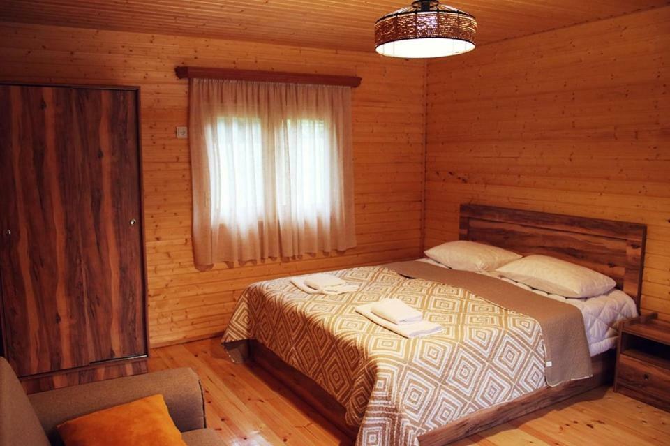 Hotel Ushba Hill Местия Екстериор снимка